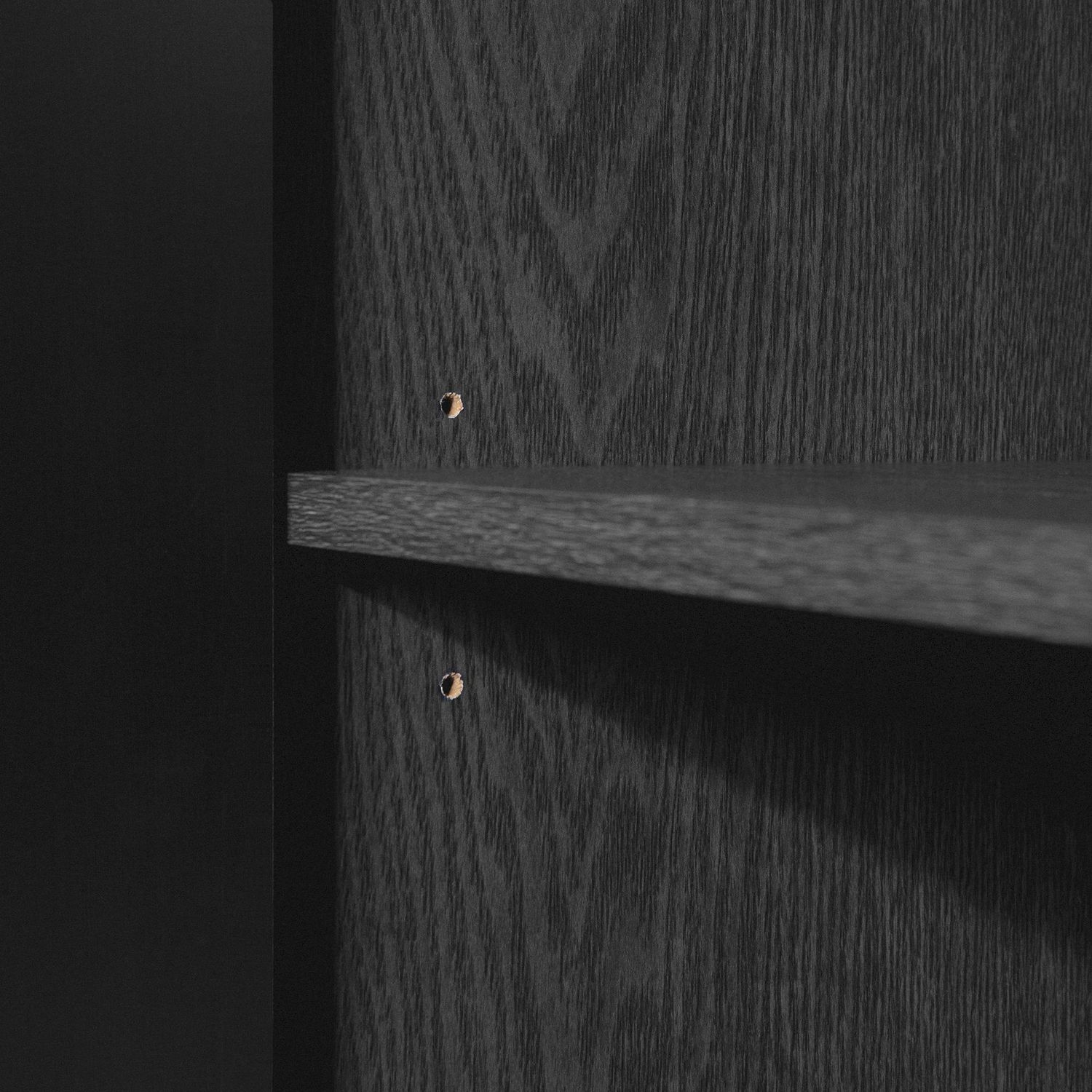 Buffet avec portes rainurées et tiroirs de la collection Arlo South Shore