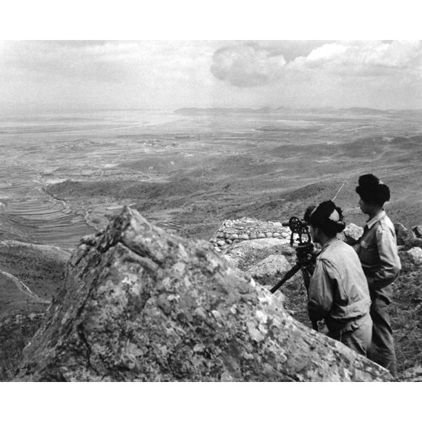 South Korean Army Officers Observe Activities Across The 38th Parallel From A Mountain Outpost This Photo Was Made Just At The Outbreak Of The Korean War June 1950 History Walmart Com
