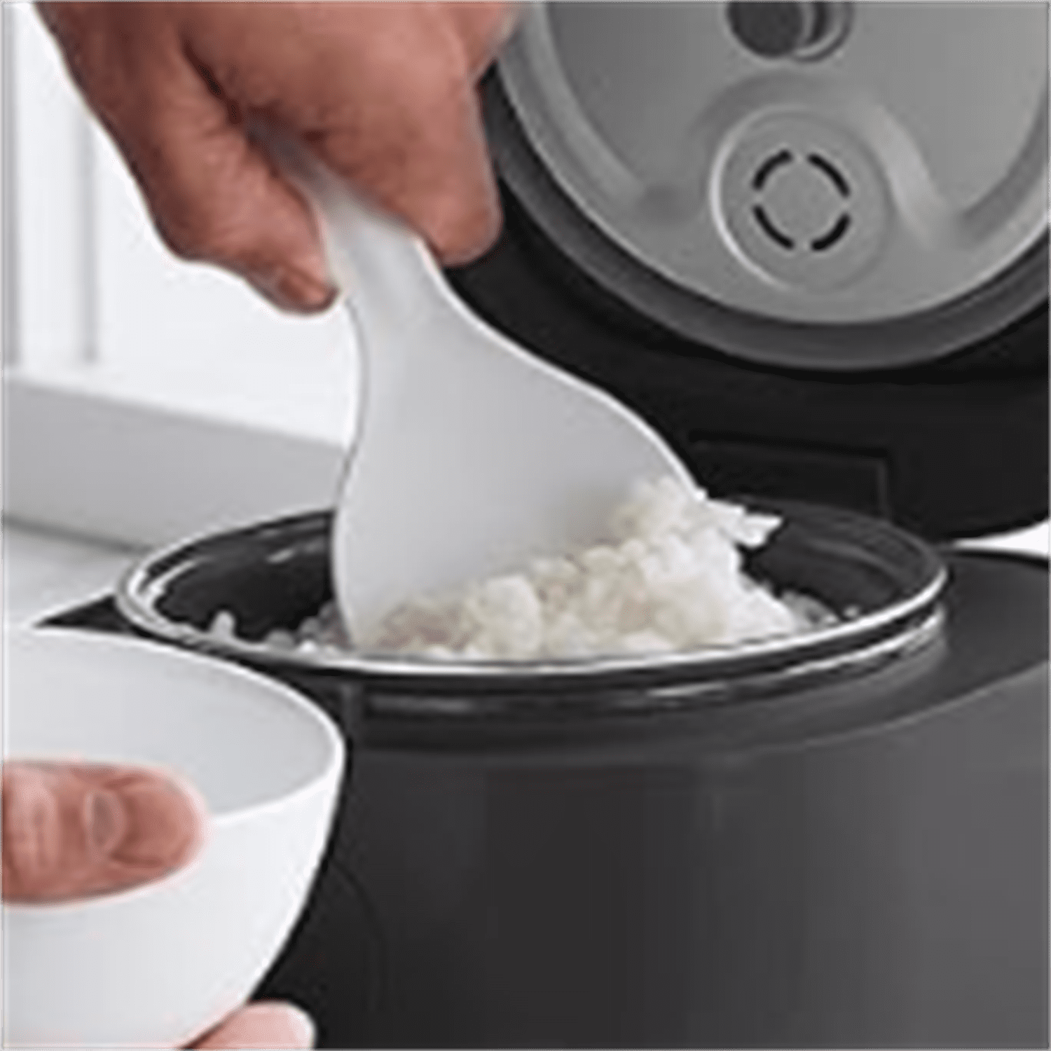 Digital Rice Cooker, 2-Cups Uncooked/4-Cups Cooked, Removable Nonstick Ceramic PFAS-Free Pot, One-Touch Presets, Oats, Quinoa, Brown Rice, Auto Keep Warm, Fuzzy Logic Tech, 1.5QT, Black