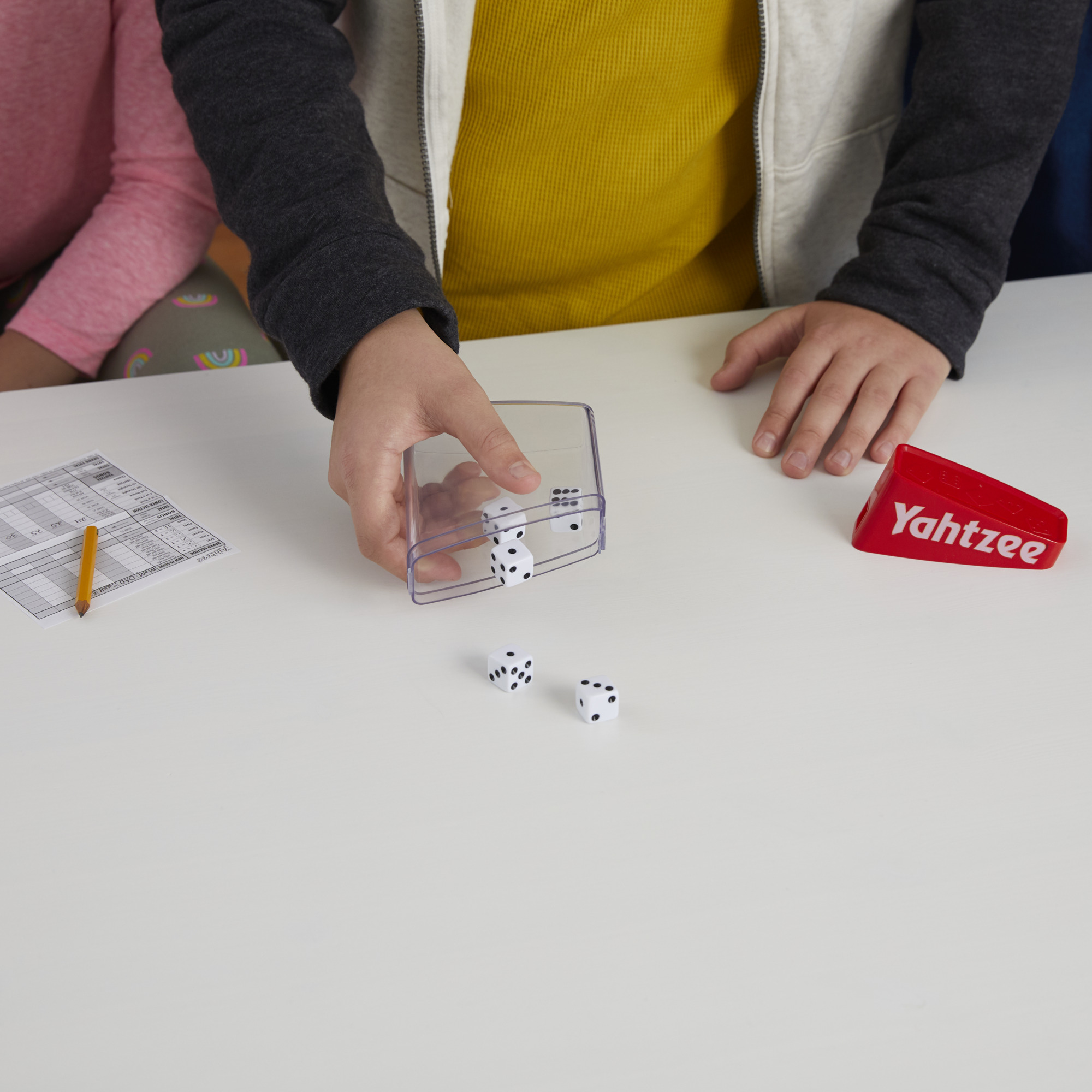 Yahtzee Classic Dice Game photo 4