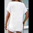 thumbnail image 3 of Camiseta Básica de Corta para Mujer, Informal, de Punto Gofre, con Cuello en V, Color , Talla S, 3 of 4