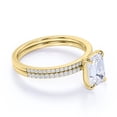 thumbnail image 3 of JeenMata Anillo Nupcial con Engaste de 4 Puntas, Cuerpo Pavé de Talla Esmeralda de 1,5 Quilates, Engastado en Oro Amarillo de 18 K sobre Plata, 3 of 6