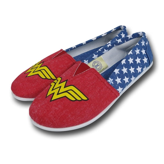 DC Comics Wonder Woman Canvas Slip On Shoes Large