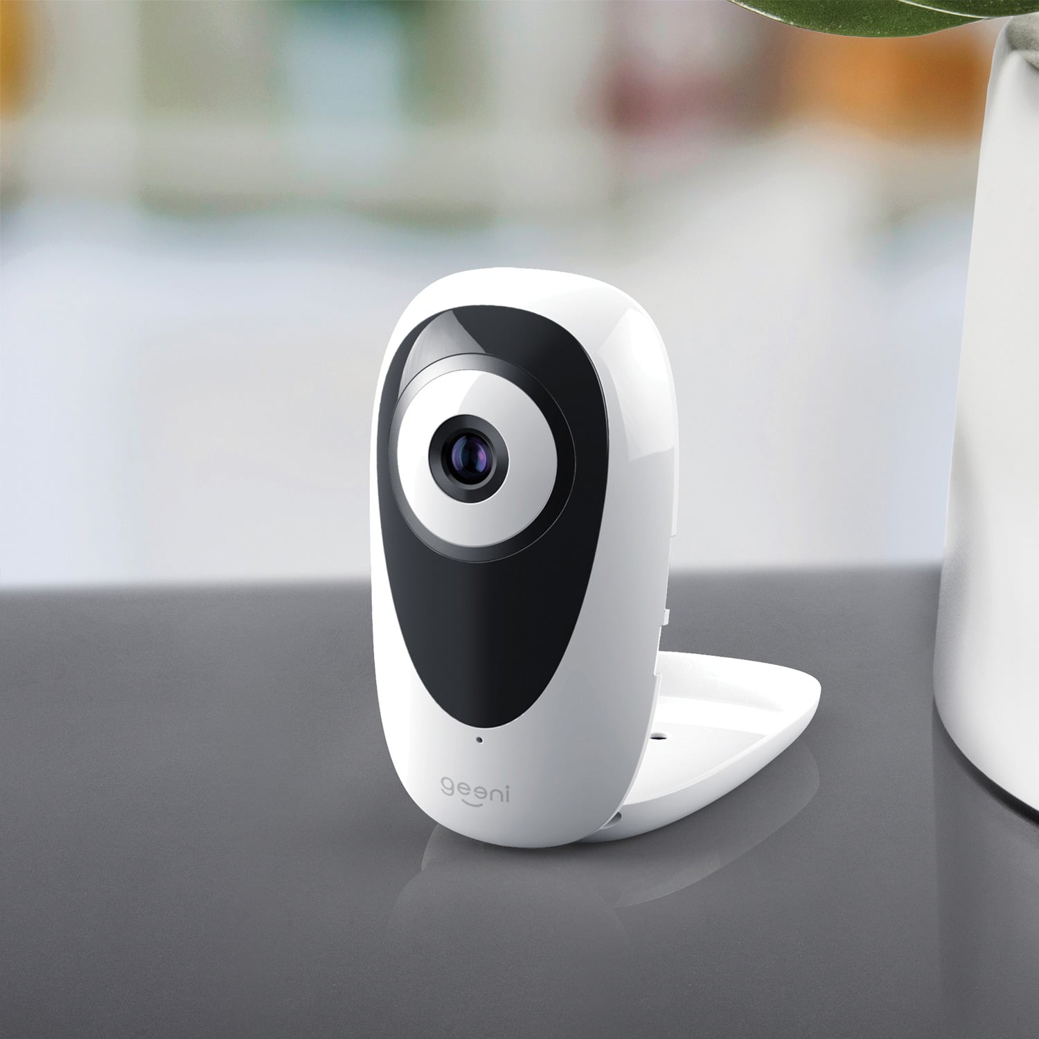 Geeni GNCW005199 View Smart WiFi 720p HD Security Camera