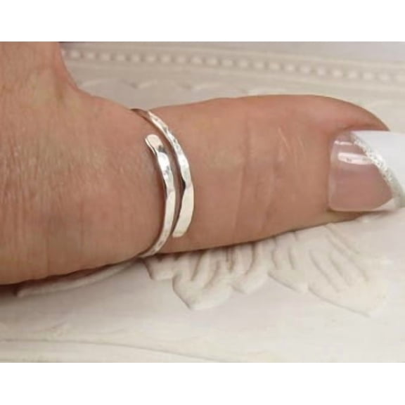 ELANZAA JEWELS adjustable silver thumb ring, Hammered Wrap Band for Women and Men
