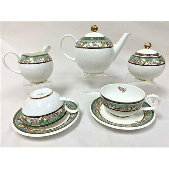 Floral Patterned Teapot Set