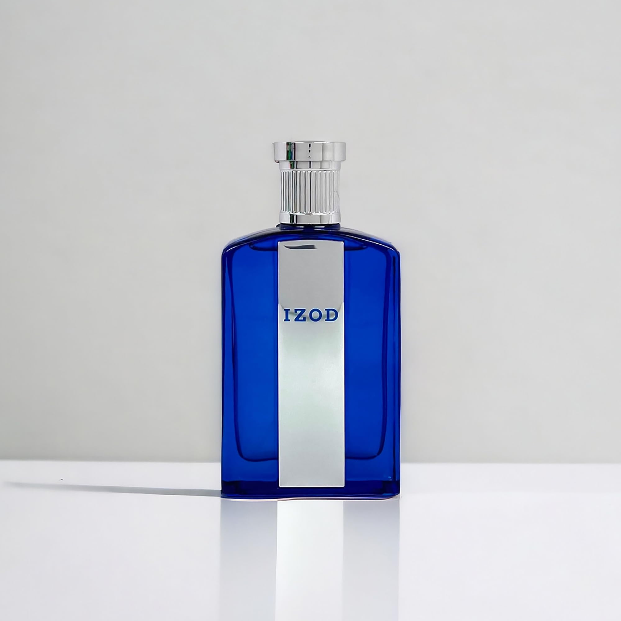 Izod Legacy Blue Eau de Toilette for Men – 3.4 fl oz – Fresh Aquatic & Green Fragrance – Citrus, Marine & Woody Notes Cologne