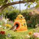 thumbnail image 5 of Comedero colgante de hierro para pájaros | Decoración de jardín y estación de alimentación para aves | Adorno para patio o balcón | Comedero de metal artesanal para atraer aves silvestres, 5 of 8
