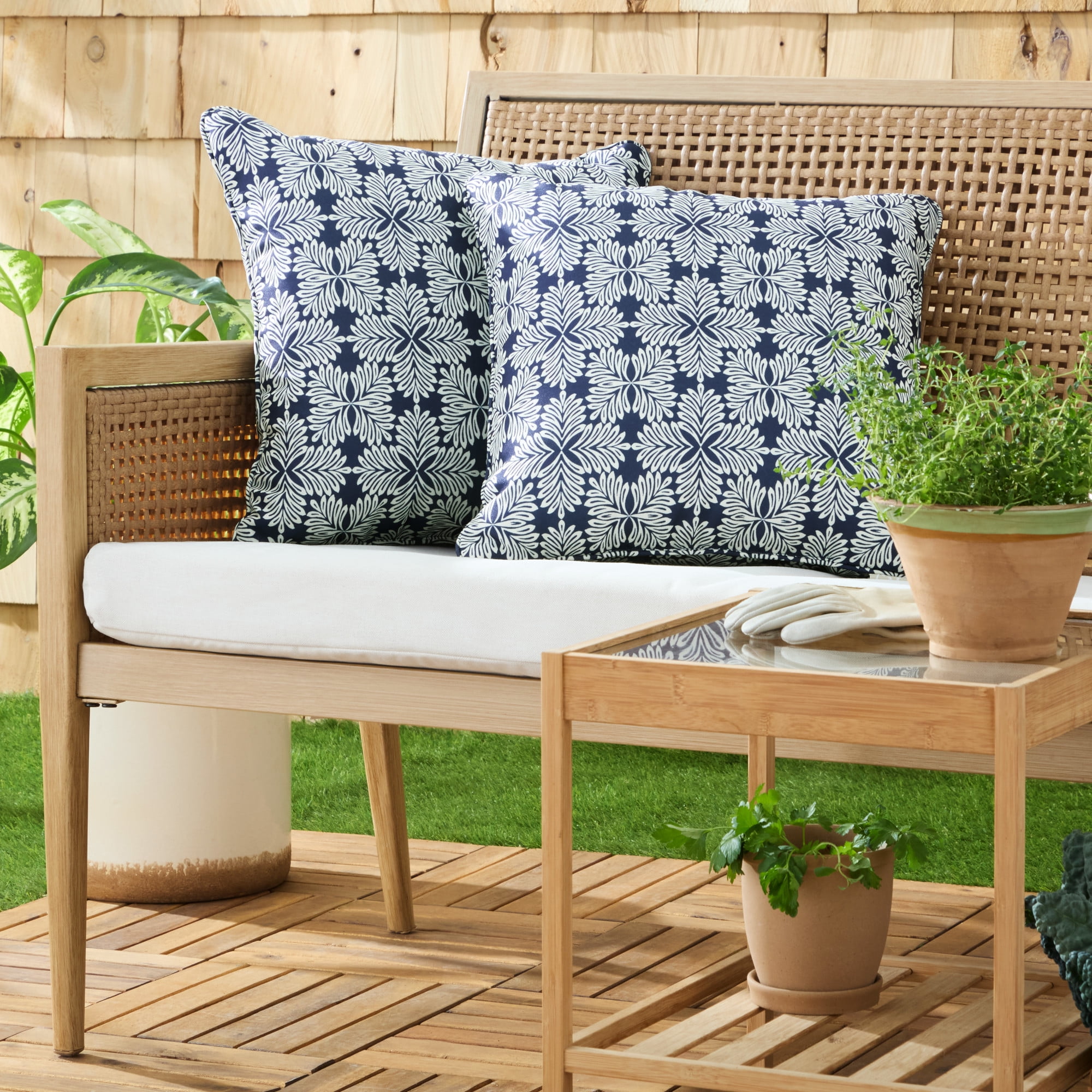 MARTHA STEWART Tulum Indoor Outdoor Decorative Pillow 2-Pack Set, UV Fade Resistant, Water Repellent, Printed Modern Design, Navy Blue, 18"x18"