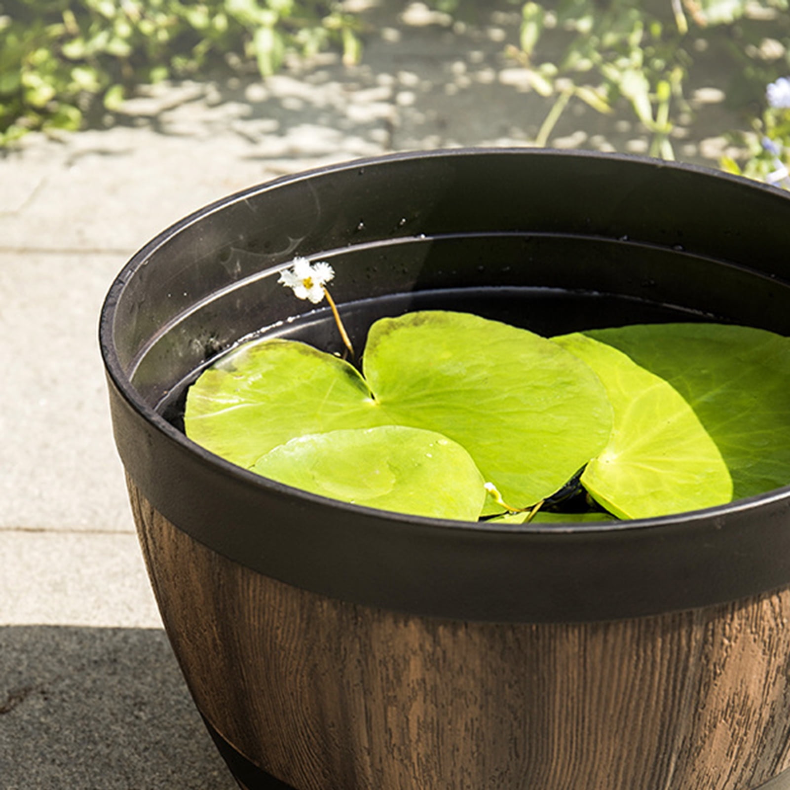 Biplut Plant Pot Large Capacity Creative Shape Plastic Imitation Wine Barrel Shape Planter Flower Container for Home