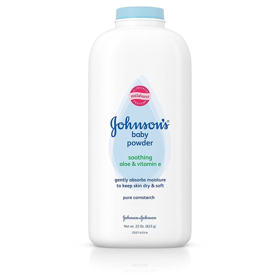 Johnson's Baby Powder, Pure Cornstarch, Aloe & Vitamin E, 22 Ounce (Pack of 2)