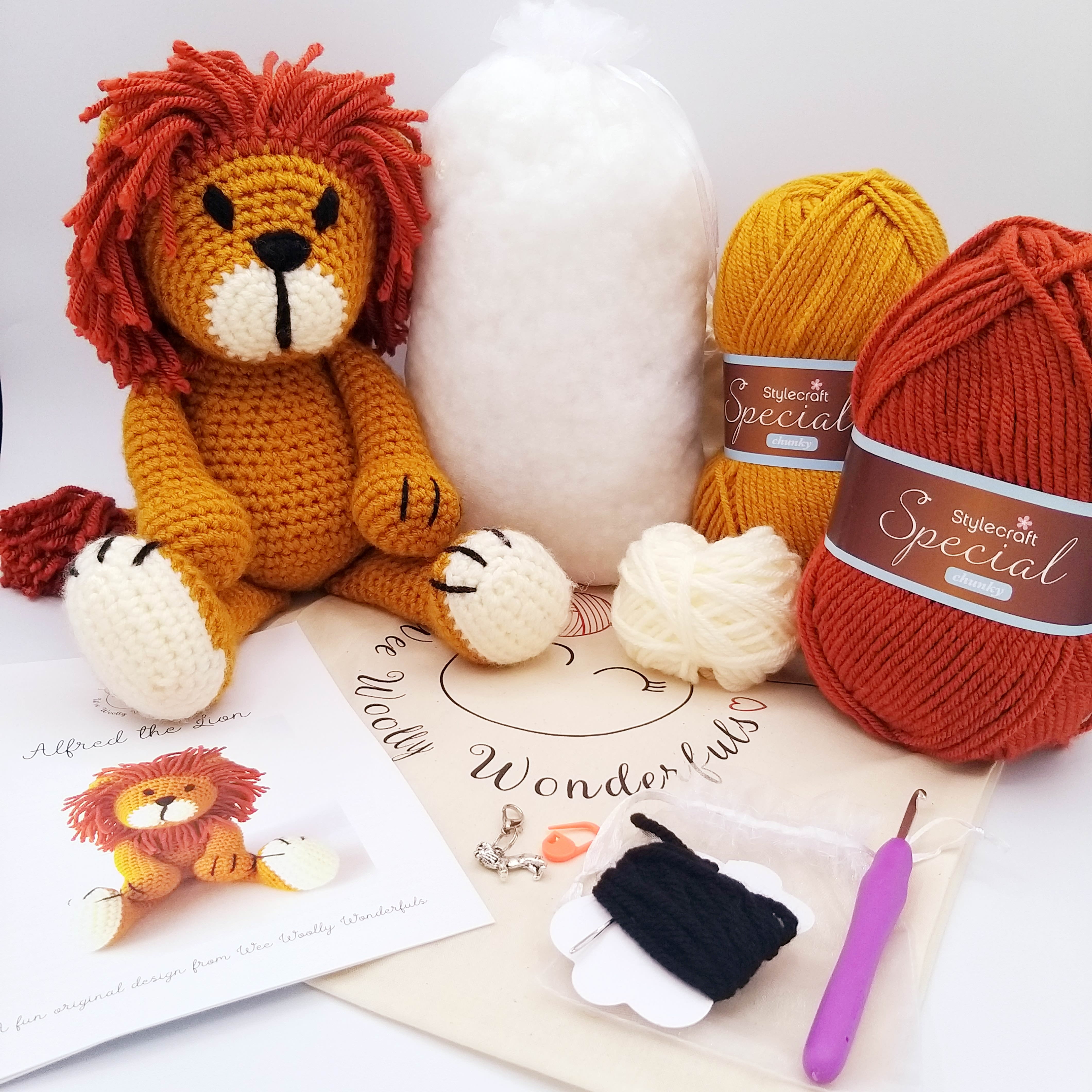 Lion Luxury Crochet Kit - Amigurumi Craft Kit