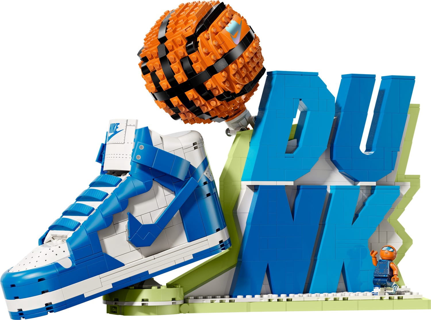 LEGO Nike Dunk Sneaker Building Set 43008 – Collectible Basketball Shoe Toy with Minifigure, Hidden Compartments & Extra Laces (1,180 Pieces, Ages 10+)