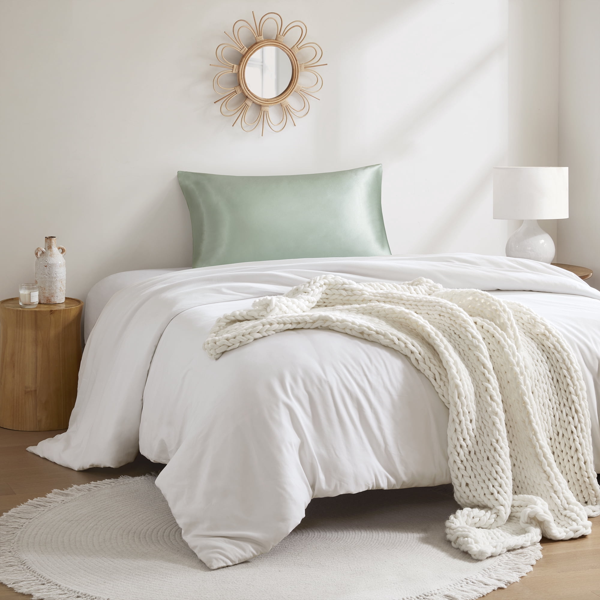 Mainstays Satin Pillowcase – Standard – Seafoam Green – Frizz Control & Cooling Comfort – 1 Pack