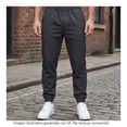 thumbnail image 4 of Jogger Umbro para Hombre con Cierre en Bolsillo Trasero Gris  Talla M, 4 of 4