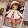 thumbnail image 1 of TUTUnaumb Muñeca Waldorf navideña de punto, muñeca de peluche, muñeca de esmalte para bebé con lazo, juguete de peluche para niña, regalo de cumpleaños de Navidad para niños, decoración navideña,, 1 of 5