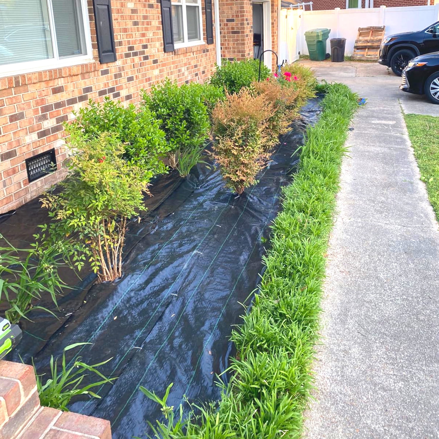 Vinci 4FT x 100FT Weed Barrier Fabric Heavy Duty Landscape Fabric for Garden Beds, Lawn, Pathways, Driveways & Ground Cover