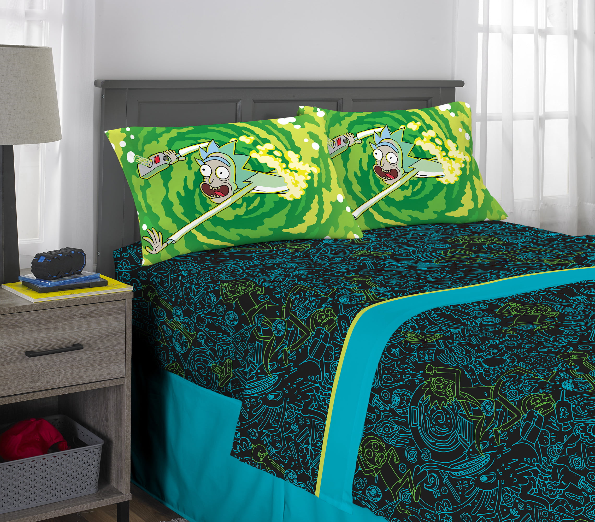 NEW Rick and Morty Bedding 4 Piece Soft Queen Size Sheet Set Franco Kids 
