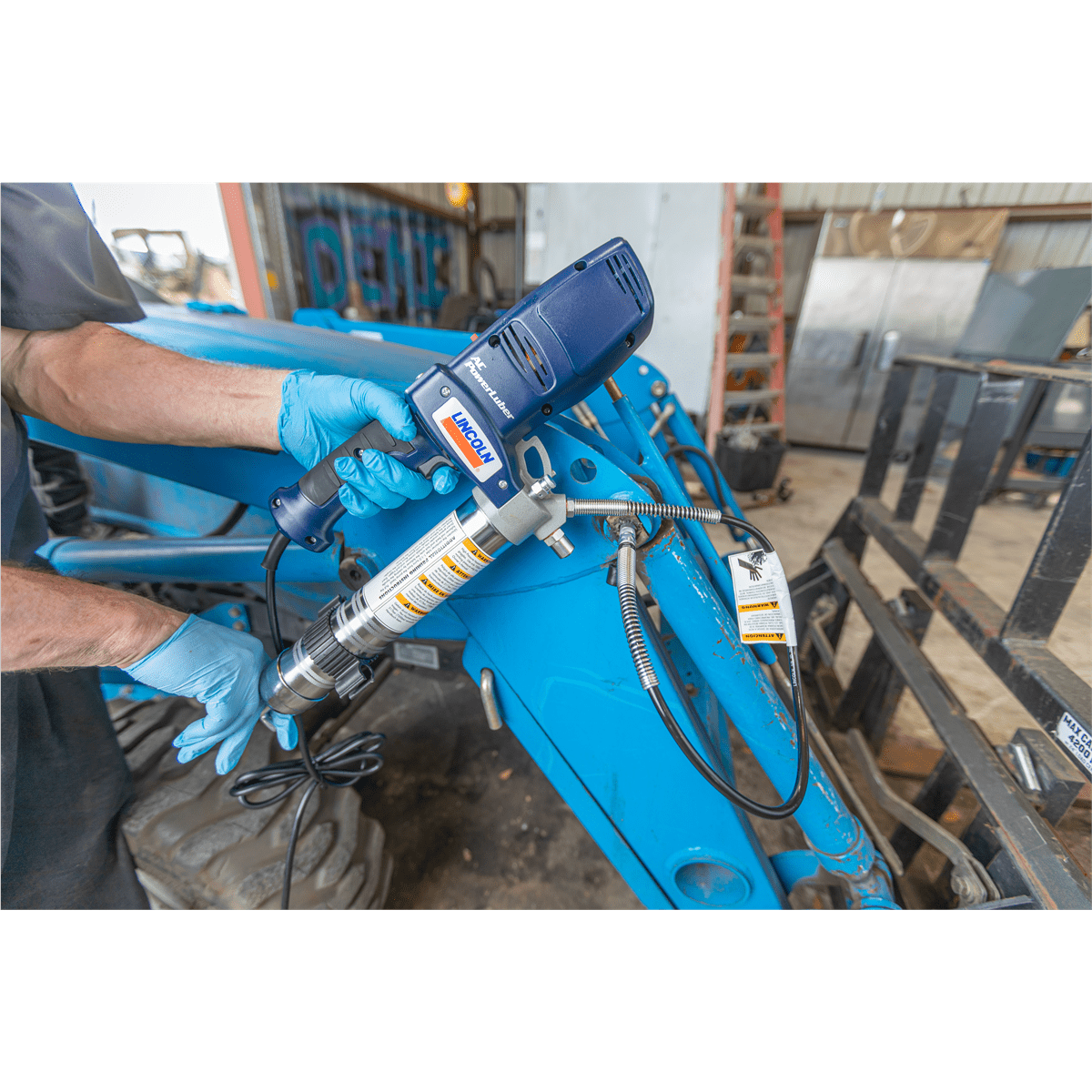 Lincoln AC2440 120-Volt Corded Electric Grease Gun with Variable-Speed Trigger