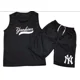 thumbnail image 1 of Conjunto Deportivo Short Camiseta Hombre Yankees, 1 of 1