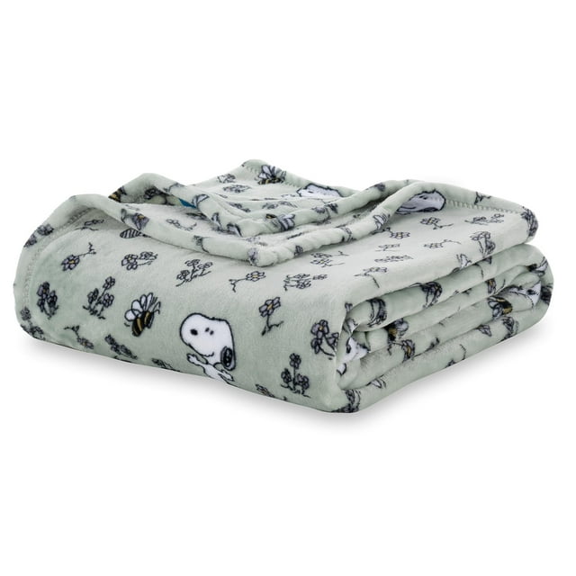 Cute Cartoon Snoopy Flannel Blanket Lunch Break Sofa Decoration Blanket