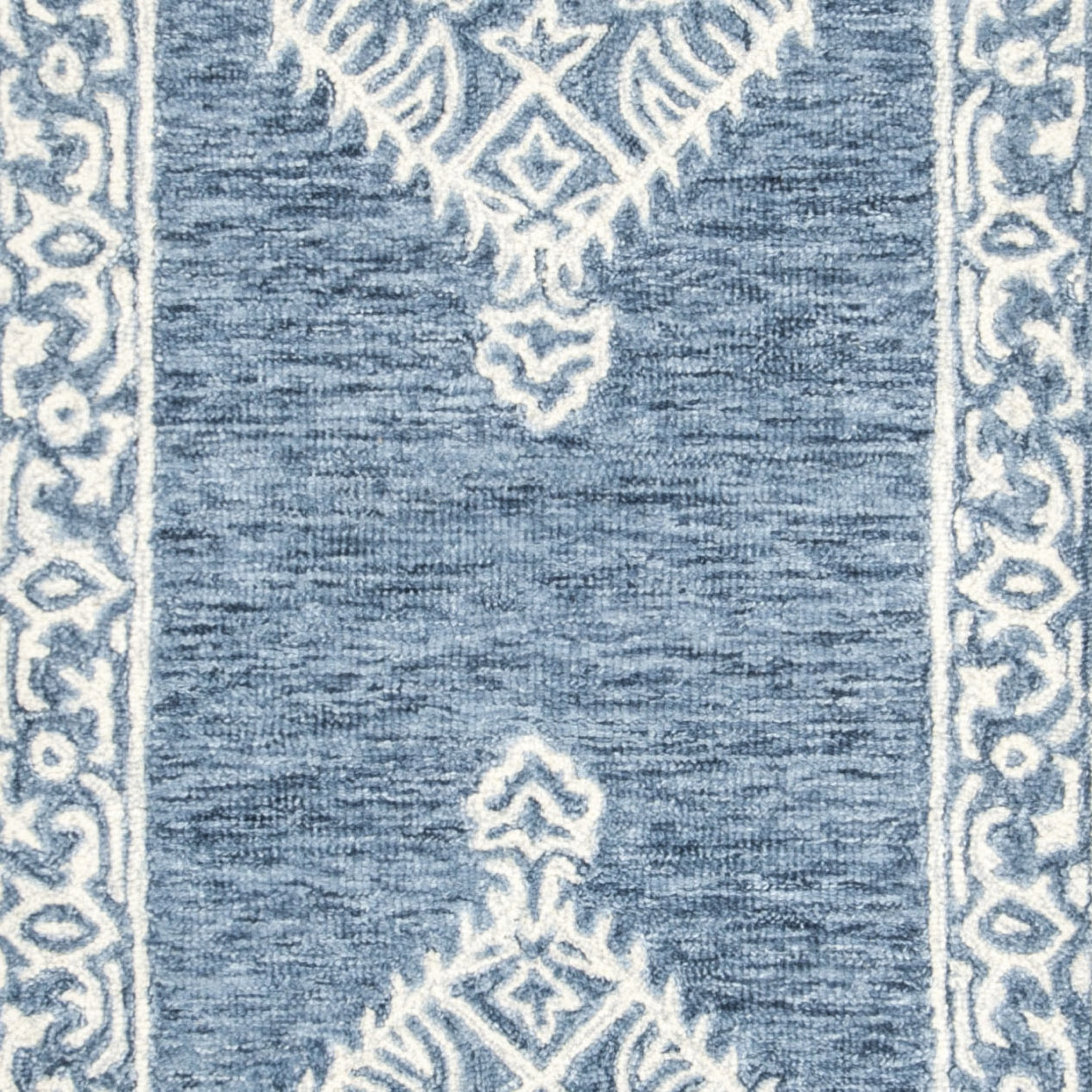 SAFAVIEH Micro-Loop Esmond Floral Bordered Runner Rug, Blue/Ivory, 2'3" x 7'