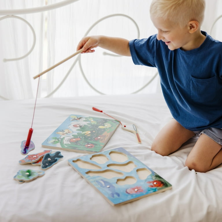 Melissa & Doug Fishing and Bug-catching Magnetic Game