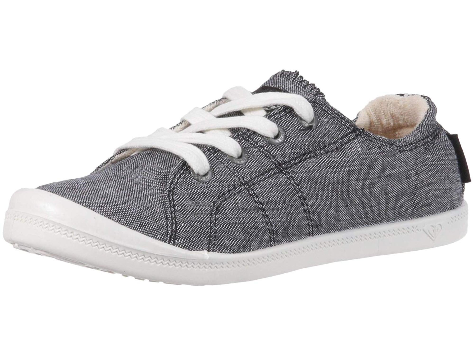 stores that sell roxy shoes