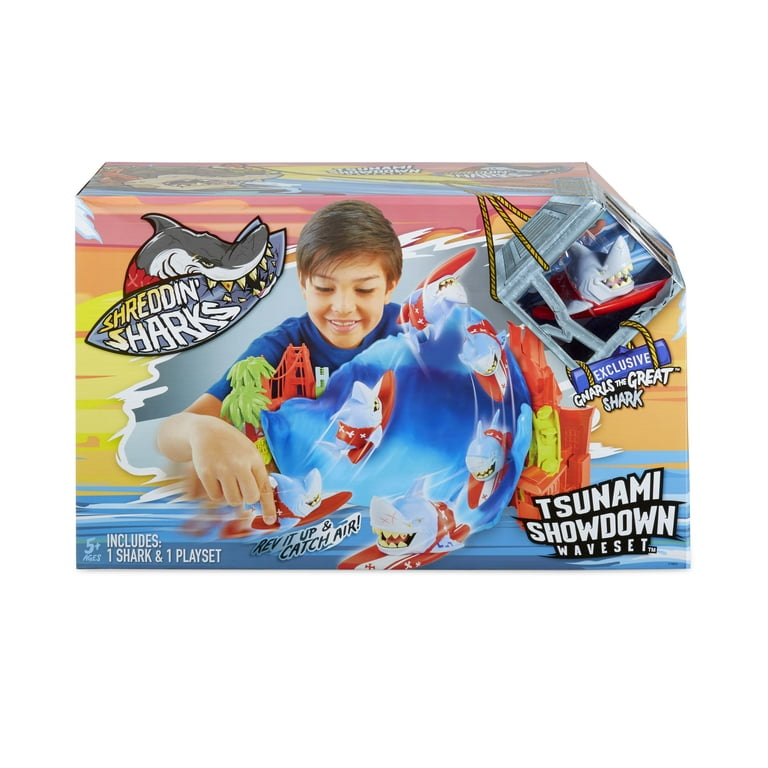 Shreddin' Sharks Tsunami Showdown Playset for Collectible Stunt