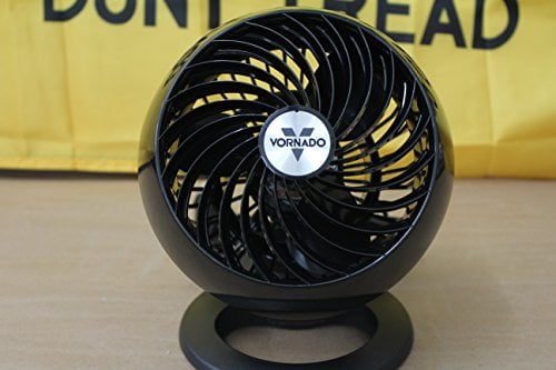 Vornado 160 Small Room Air Circulator Fan Black