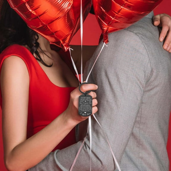 Isvgxsz Gifts for Him Her Boyfriend Husband Girlfriend Wife Soulmate To My Love Keychain Romantic Anniversary I Love You Gifts Birthday Anniversary Christmas Valentines Day Gifts for Him Her