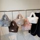 thumbnail image 5 of Bolso de mano Mujer Qarigey lana de Cordero elegante Chroma Gris, 5 of 6