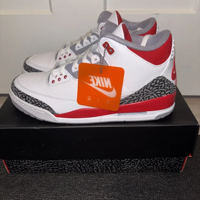Ni - ke Size 10 Men’s- Jordan 3 Retro Fire Red 2022 DN3707-160 New With Box
