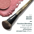 thumbnail image 2 of Brocha para colorete Rose and Ben Beauty C41 Professional Vegan, 2 of 7