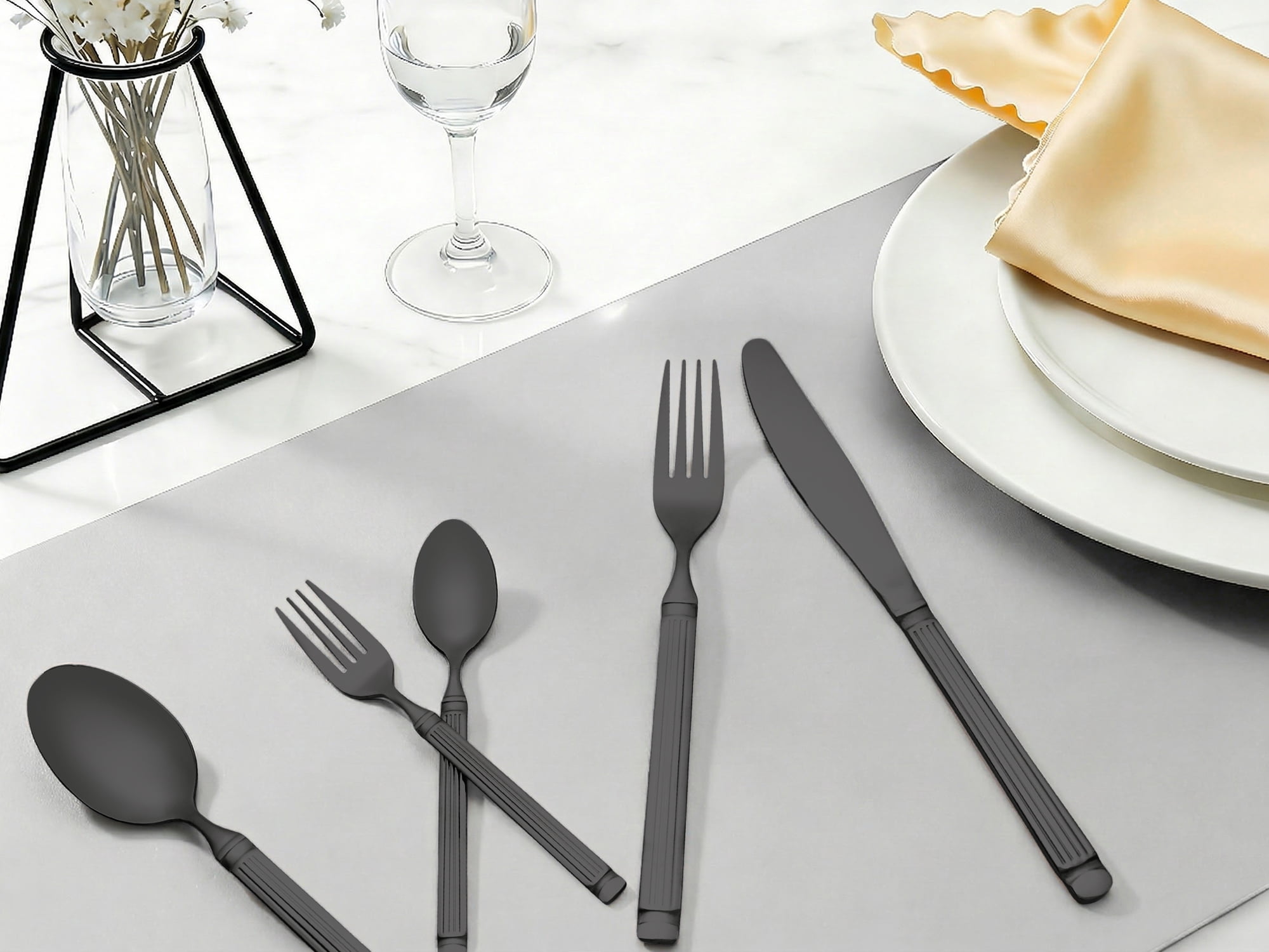 Unique Bargains Classic Stainless Steel Flatware Sets for Multiple Uses Black 20pcs