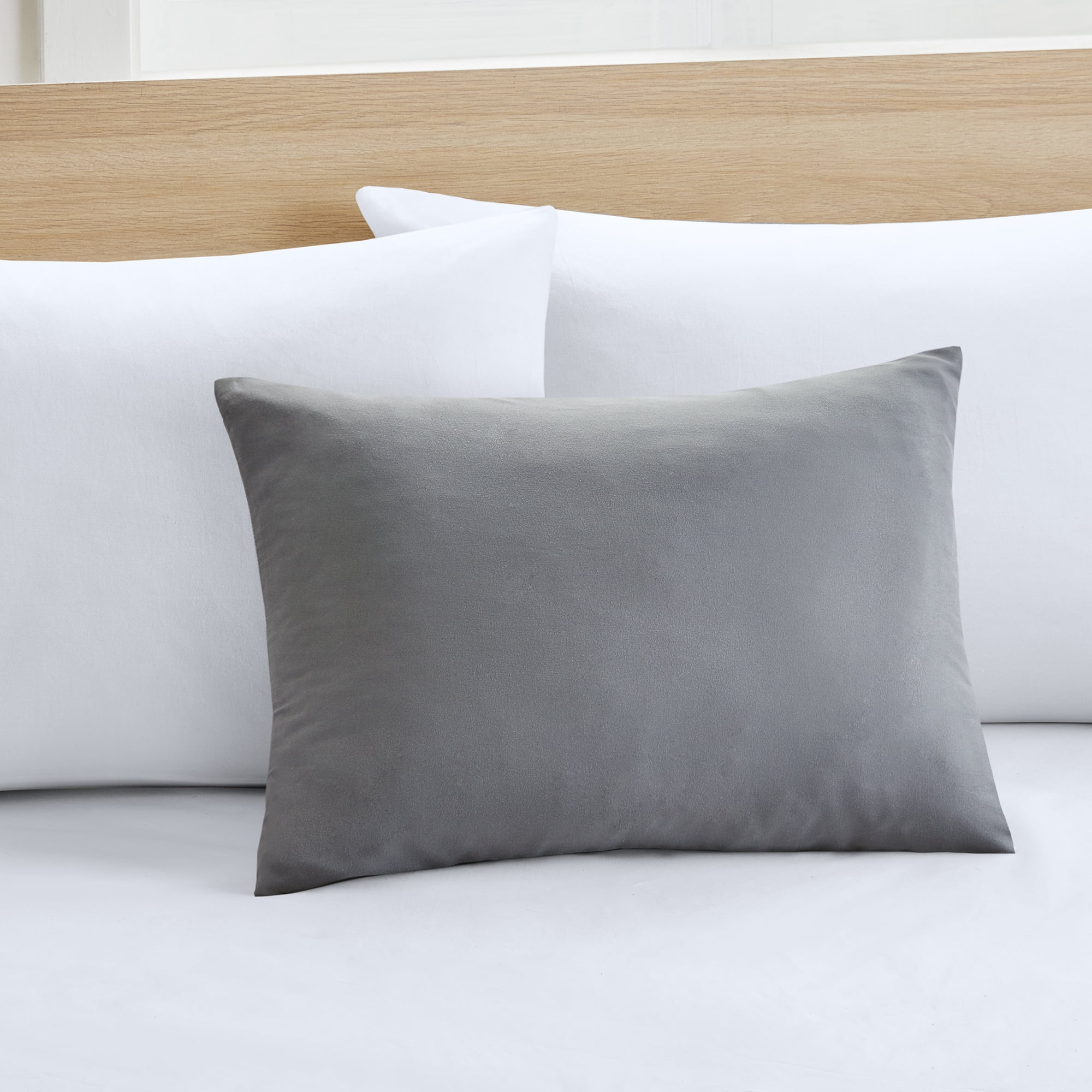 Mainstays Microfiber Solid Travel Pillow Cover, 1 Each, 15" x 20