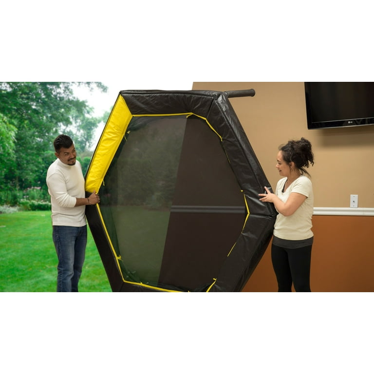 JumpKing 7.5 Foot Trampoline with Enclosure Black Yellow