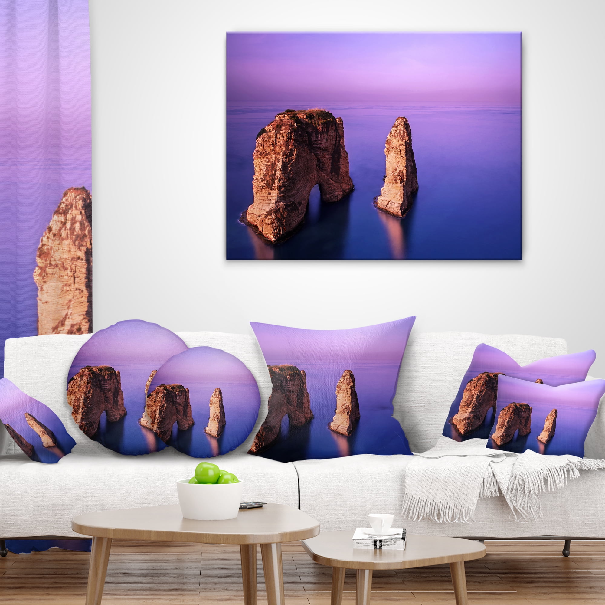 Designart Rawsha Rock on Sunset - Seascape Throw Pillow - 18x18