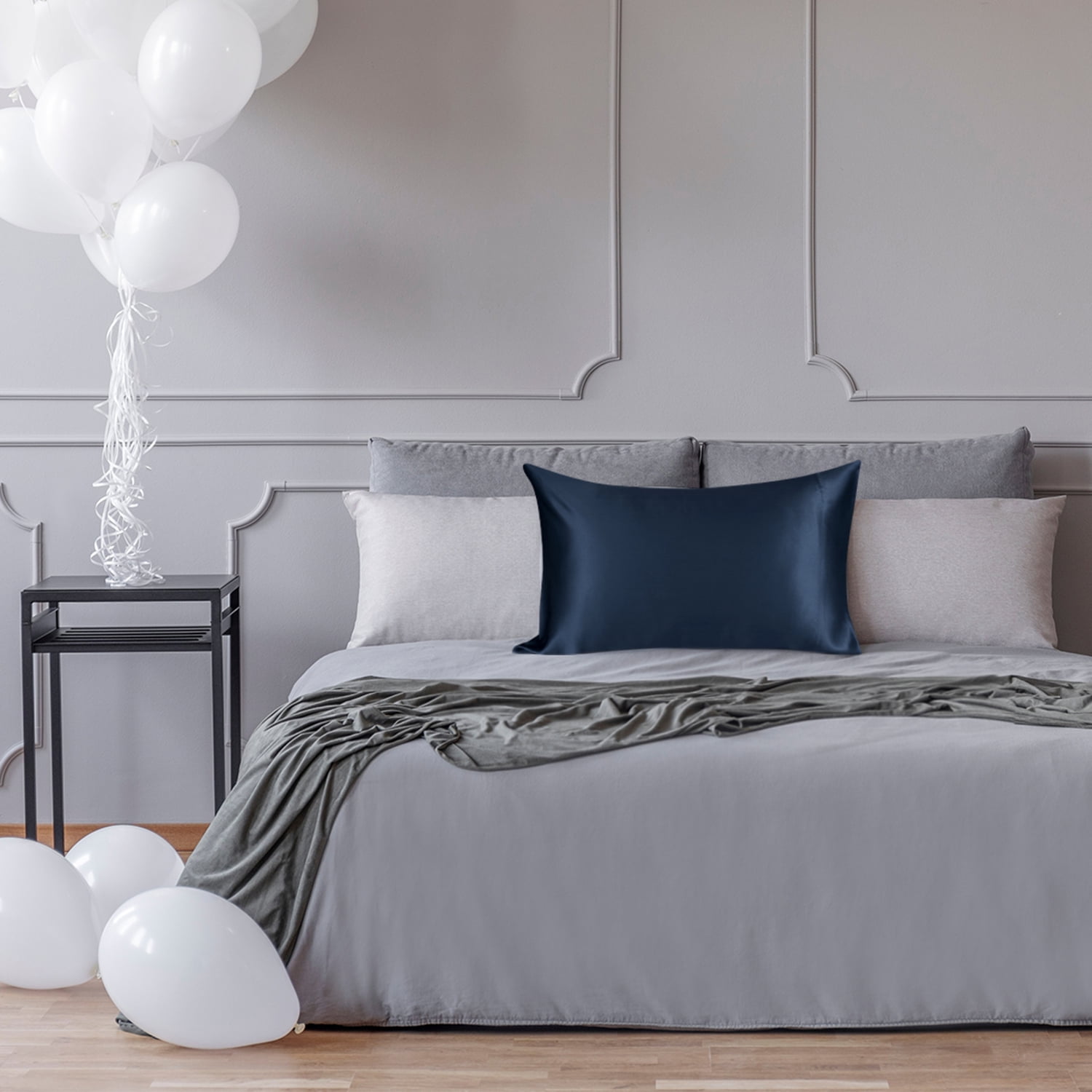 PiccoCasa 19 Momme Pure Silk Pillowcase with Envelope Closure, Queen Navy Blue