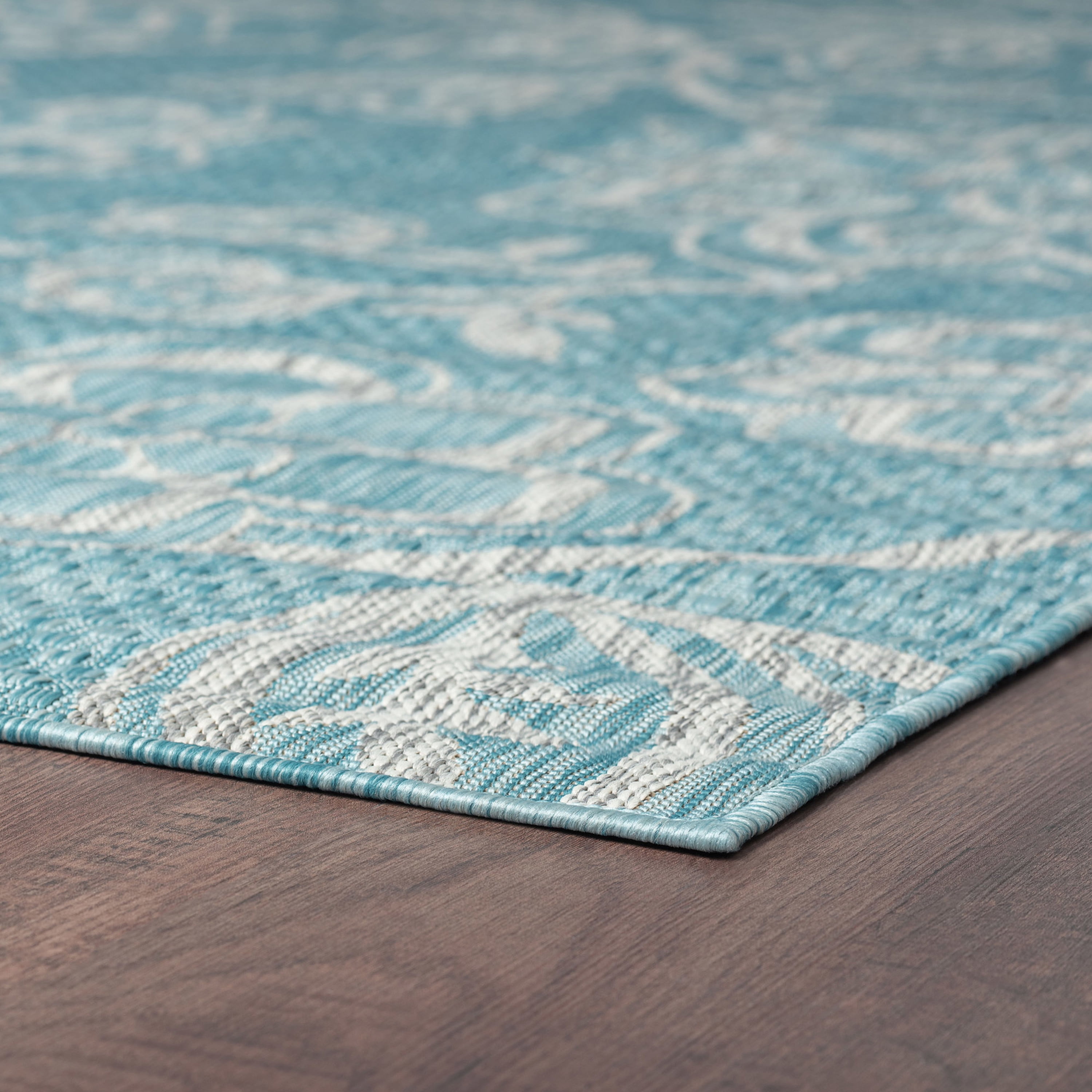 Veranda Transitional 5' x 7' Seafoam and Light Gray Polypropylene Outdoor Area Rug