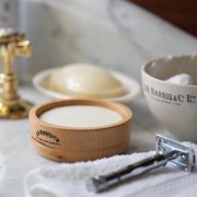 D R Harris Arlington Shaving Soap Bowl Beech (100g)