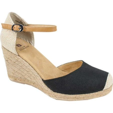 

Women s White Mountain Mamba Black Canvas 7 M