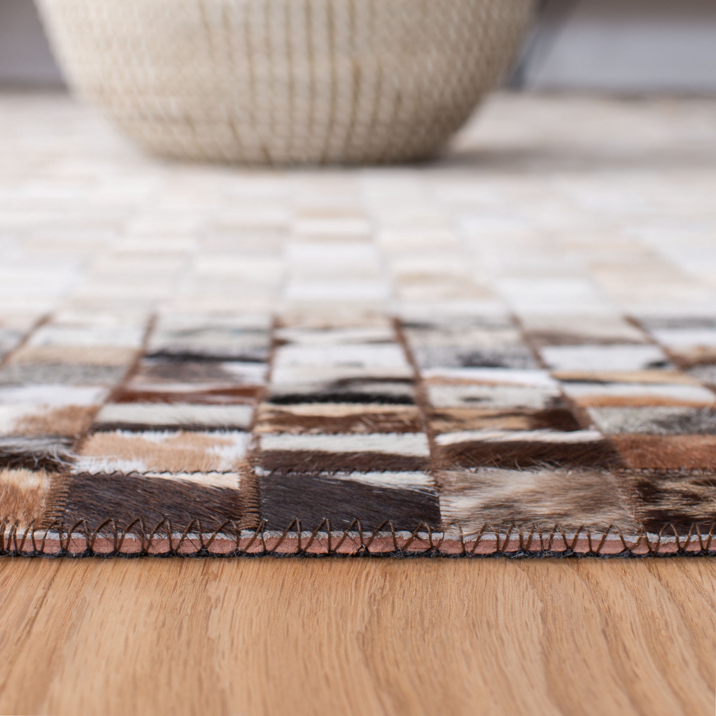SAFAVIEH Studio Leather Claude Geometric Area Rug, Beige/Brown, 4' x 6'