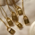 thumbnail image 3 of Collar de hip hop con múltiples capas de acero inoxidable y candado concéntrico cruzado, 3 of 5