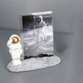 thumbnail image 2 of Estatuil de Moderna Marco de Fotos Estatua de Resina de Escritorio Zulema Marco de fotos de astronauta, 2 of 7