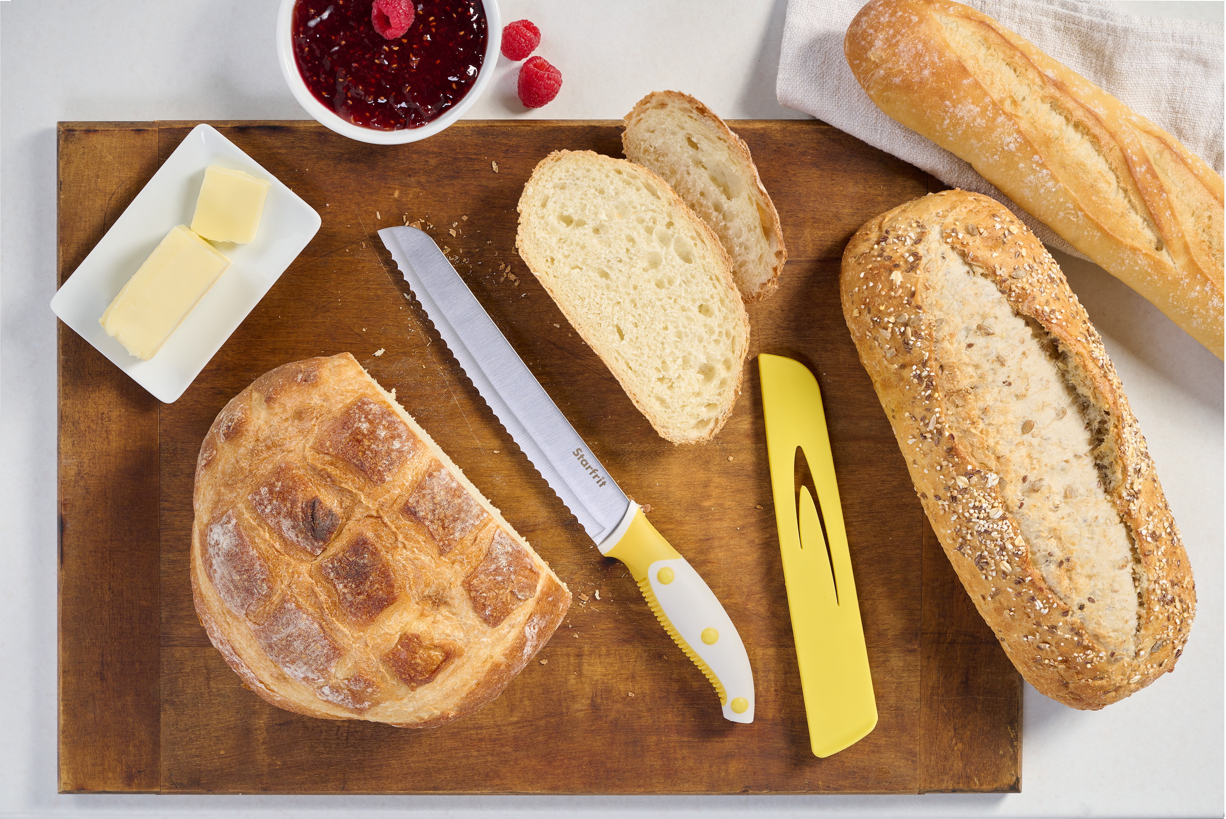 Starfrit 8-Inch Bread Knife - Efficient Serrated Blade with Protective Cover - Non-Stick Coating - Yellow & White