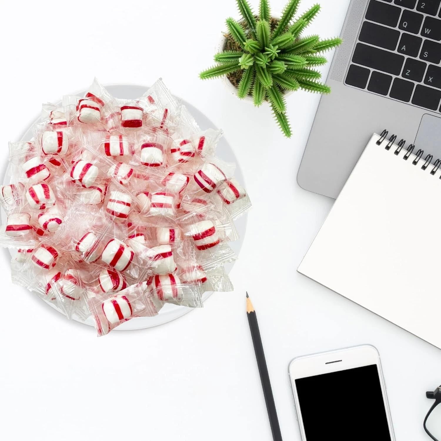 Soft Mint Peppermint Flavored Puffs (Approx. 400 Pieces) Individually Wrapped, Bulk & Delicious Hard Candy (5 Pounds)