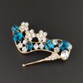 thumbnail image 3 of Shuiniba Broche con forma de zapatos de tacón alto para mujer, broche creado para novias, tamaño 4,2 × 3,9 cm, 3 of 5