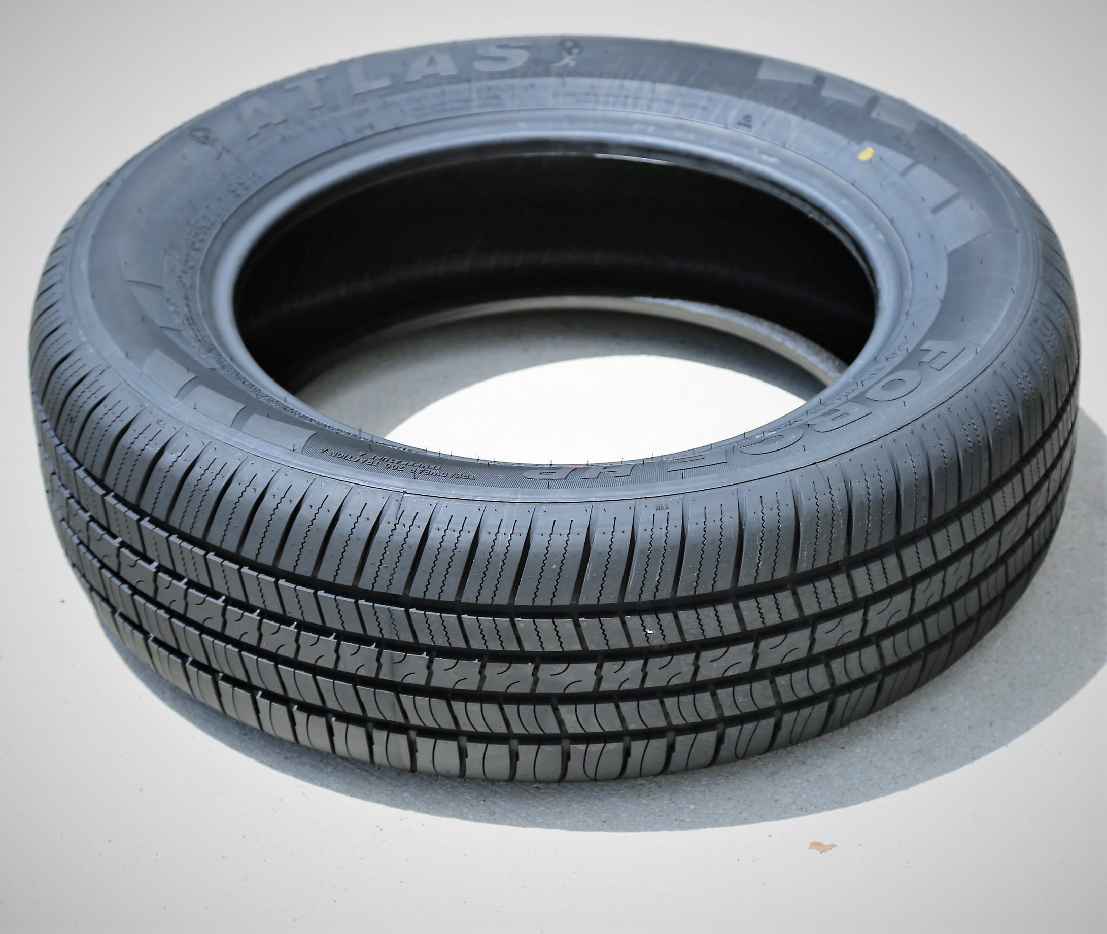 Atlas Force HP 215/65R17 99H AS A/S Performance Tire Fits: 2021-22 Volkswagen Tiguan Comfortline, 2018-19 Volkswagen Tiguan Comfortline