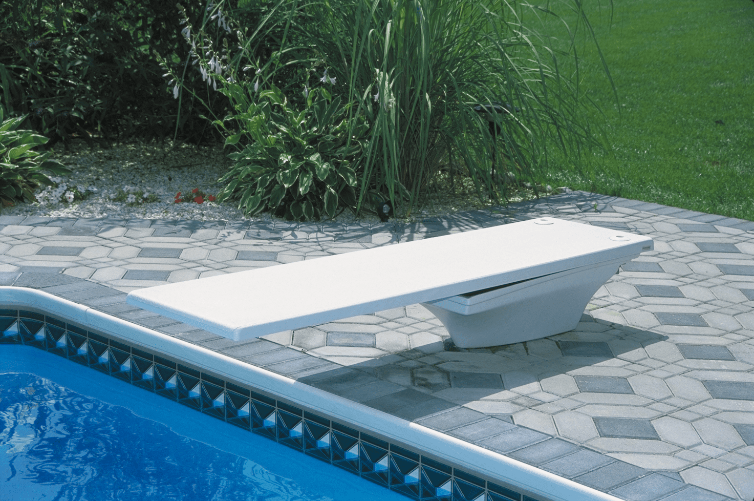 Radiant White & S.R.Smith FC-100A U-Frame Fulcrum Cover for Diving Board S.R Smith 66-209-268S2-1 Fibre-Dive Replacement Diving Board 8-Feet 18-Inch 